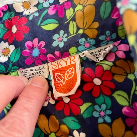 Vintage SKYR Nylon Womens Blouse FABULOUS - Picture 3 of 8